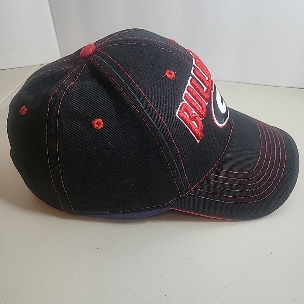 Georgia Bulldogs Fan Favorite Black Baseball Cap Red Spellout NCAA Football Hat - Picture 2 of 7